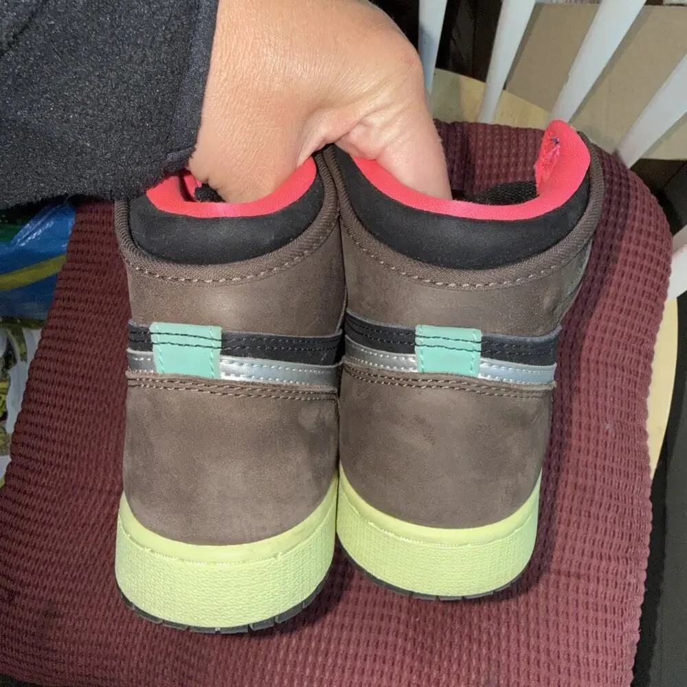 Size 6Y - Jordan 1 Retro High Tokyo Bio Hack
